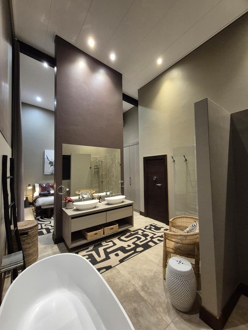 Baobab House Room 4 - bedroom overview